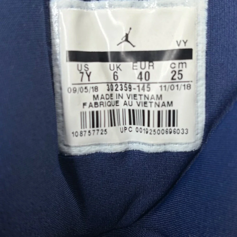 Air Jordan 9 Retro GS White University Blue Navy Sneakers 302359-145 size 7Y